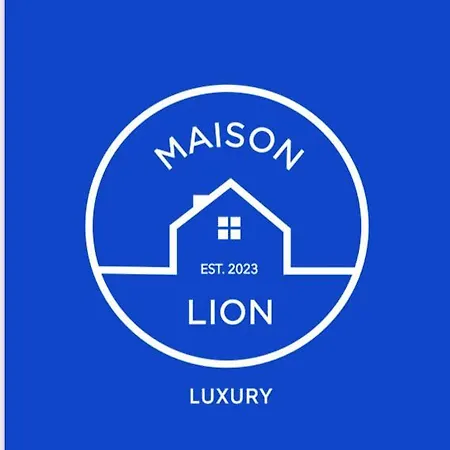Maison Lion Luxury Margherita Di Savoia