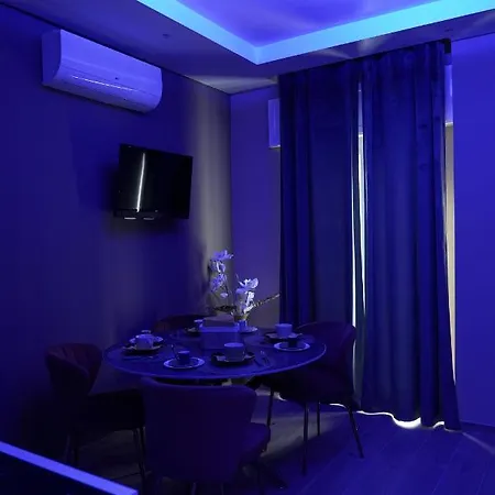 Maison Lion Luxury Margherita Di Savoia